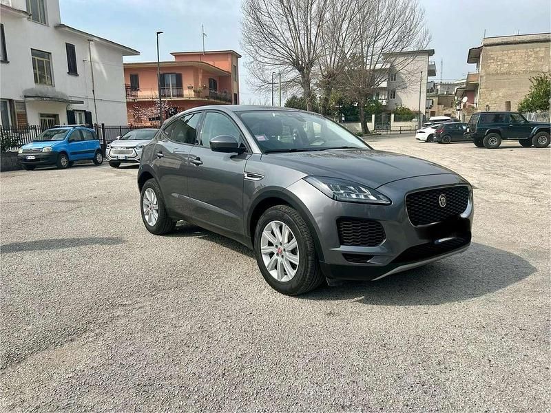 Usata Jaguar E-Pace 150 CV (110 kW) 2020 Grigio boreale SUV