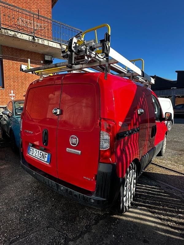 Usata Fiat Fiorino 95 CV (69 kW) 2016 Rosso Monovolume
