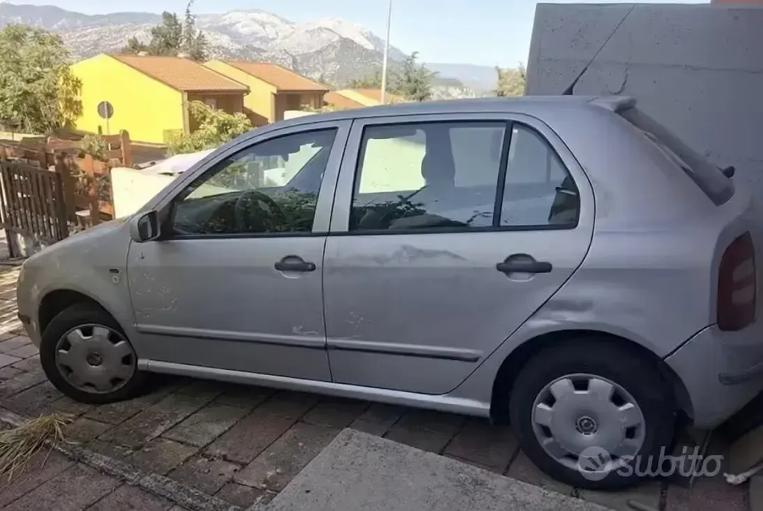 Usata Skoda Fabia 2000 Grigio Monovolume