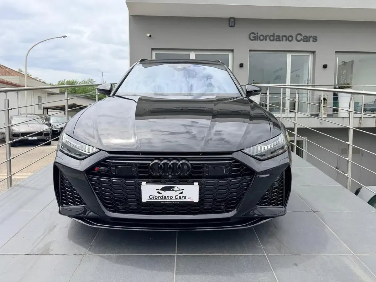 Usata Audi RS6 Performance 629 CV (462 kW) 2023 Nero Station wagon