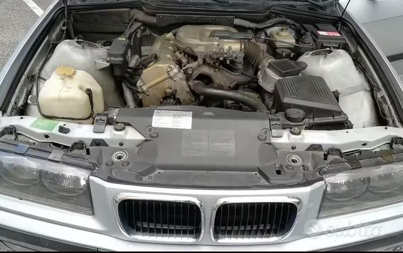 Usata BMW 318 Efficient Dynamics 116 CV (85 kW) 1998 Grigio Berlina