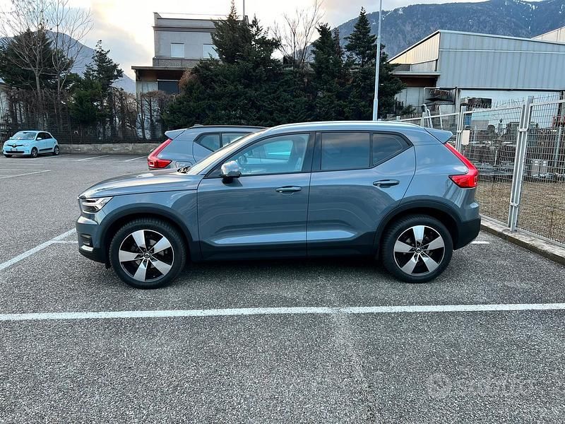 Usata Volvo XC40 Inscription 163 CV (119 kW) 2020 Grigio SUV