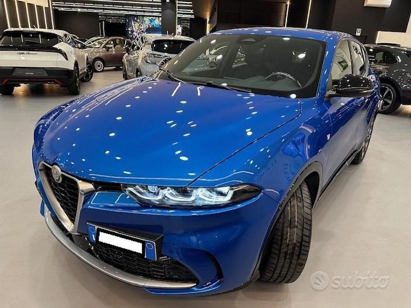 Usata Alfa Romeo Tonale Ti 131 CV (96 kW) 2022 Blu metallizzato SUV