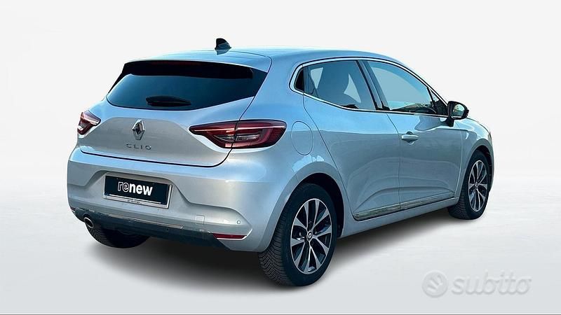 Usata Renault Clio V Techno 91 CV (66 kW) 2023 Grigio Berlina
