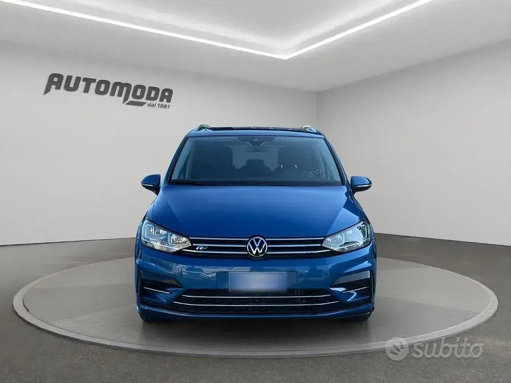 Usata VW Touran Executive 150 CV (110 kW) 2023 Bluazzurro Monovolume