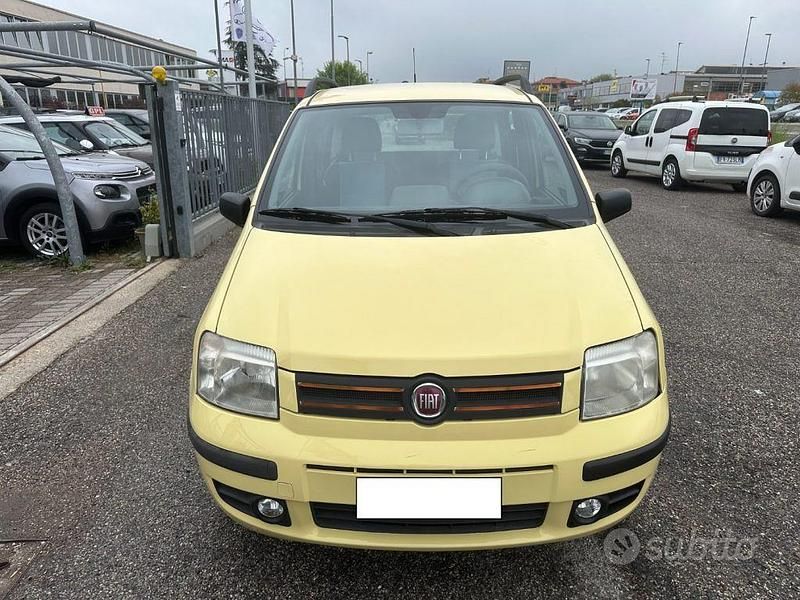 Usata Fiat Panda Dynamic 60 CV (44 kW) 2008 Giallo Utilitaria
