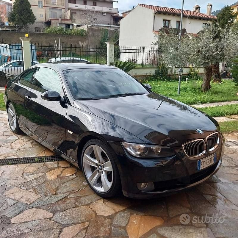 Usata BMW 330 231 CV (169 kW) 2008 Nero Coupé