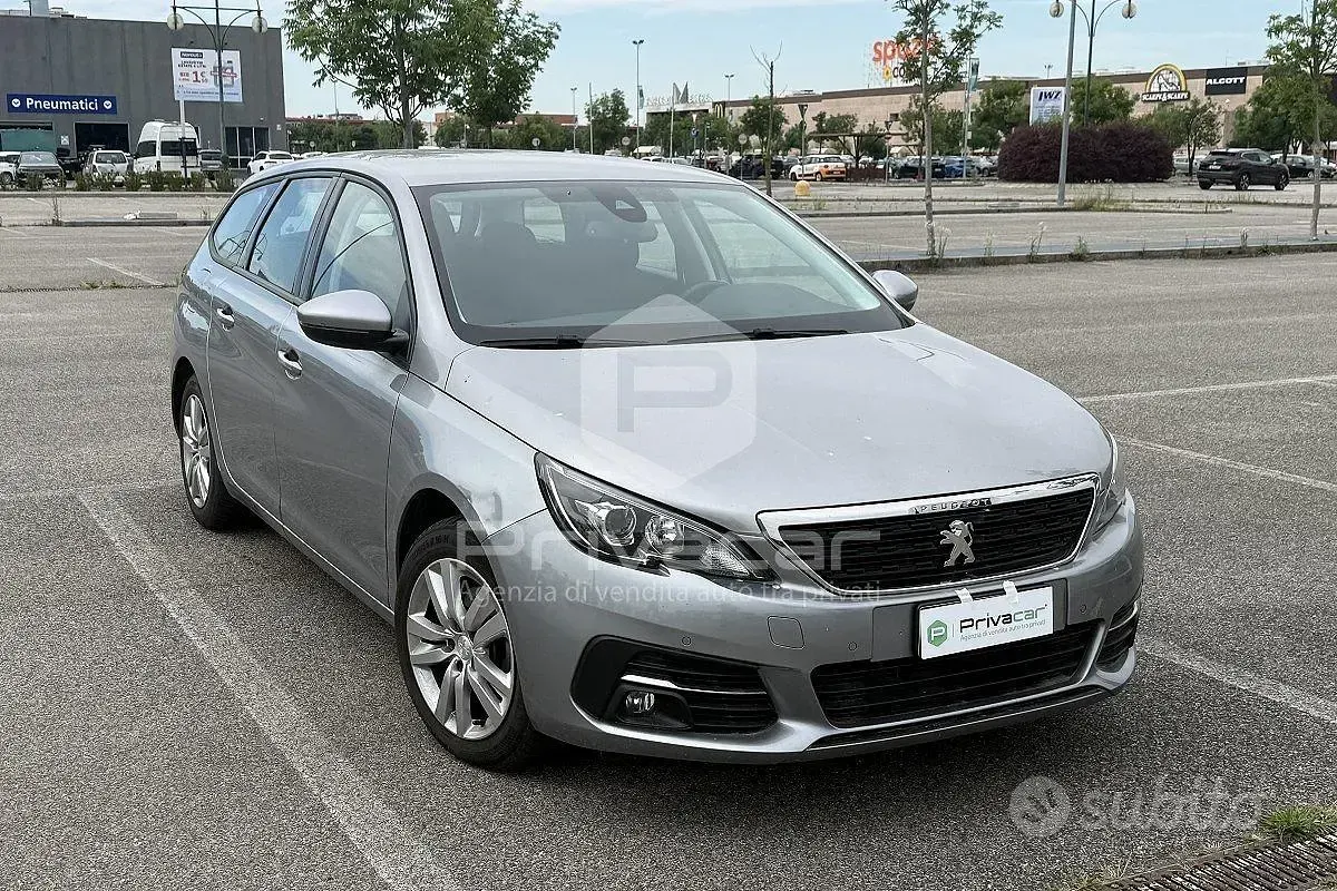 Usata Peugeot 308 Business-Line 131 CV (96 kW) 2020 Grigio Station wagon