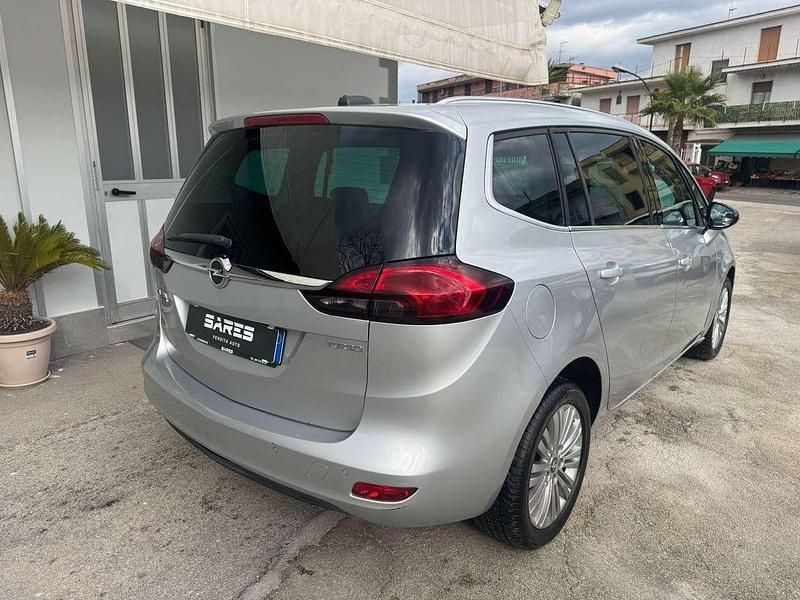 Usata Opel Zafira Tourer Cosmo 140 CV (102 kW) 2016 Grigio Monovolume