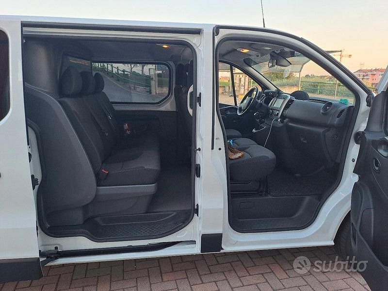 Usata Renault Trafic 170 CV (125 kW) 2021 Bianco Monovolume