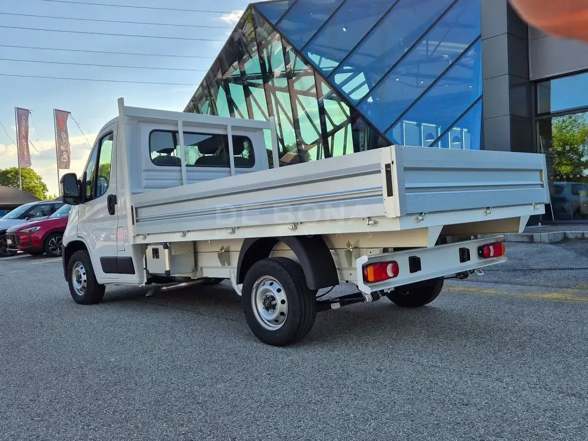 Nuova Opel Movano S 140 CV (102 kW) 2026 Bianco icy pastello Furgone