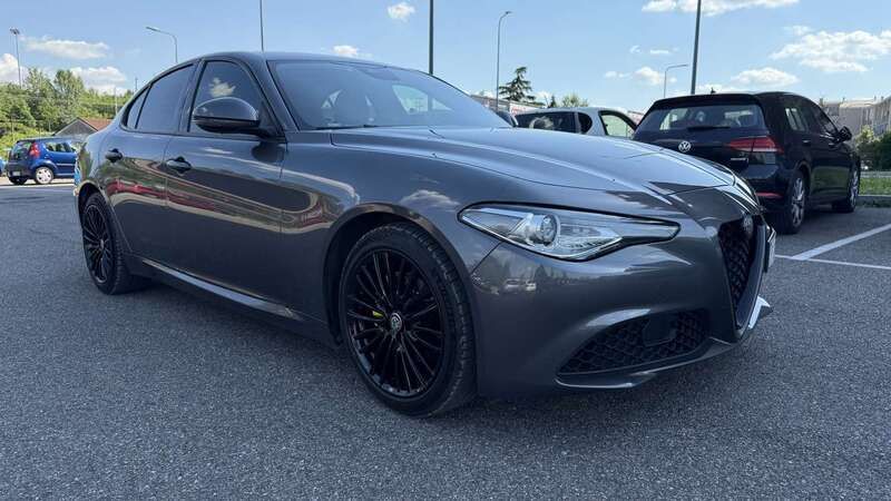 Usata Alfa Romeo Giulia Super 150 CV (110 kW) 2018 Grigio Berlina