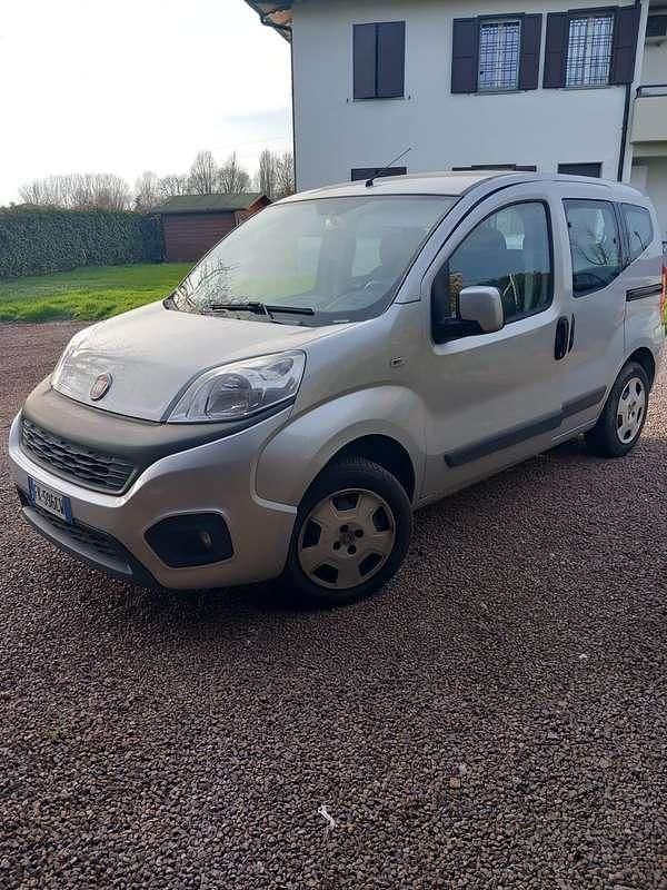 Usata Fiat Qubo Lounge 77 CV (56 kW) 2020 Monovolume