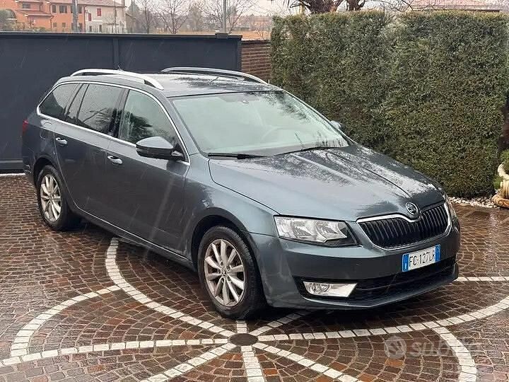 Usata Skoda Octavia G-TEC Ambition 110 CV (80 kW) 2016 Grigio Berlina