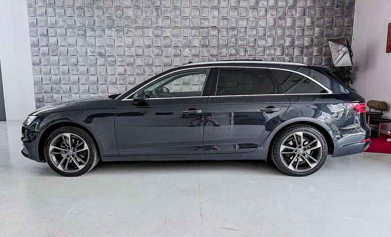Usata Audi A4 Design 150 CV (110 kW) 2019 Grigio Station wagon