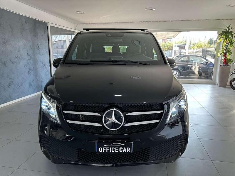 Usata Mercedes V250 Premium 190 CV (139 kW) 2022 Nero Monovolume