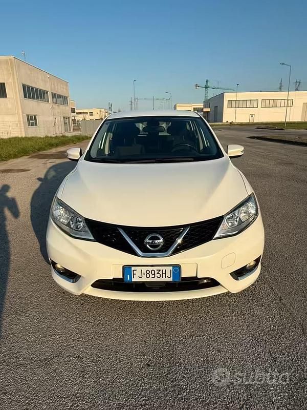 Usata Nissan Pulsar Tekna 110 CV (80 kW) 2017 Bianco Utilitaria