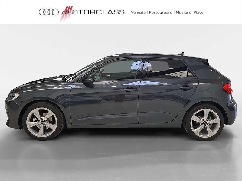 Usata Audi A1 Sportback Advanced 116 CV (85 kW) 2025 Grigio manhattan metallizzato Utilitaria