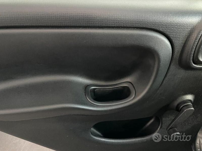 Usata Fiat Panda City Life 70 CV (51 kW) 2022 Grigio Utilitaria