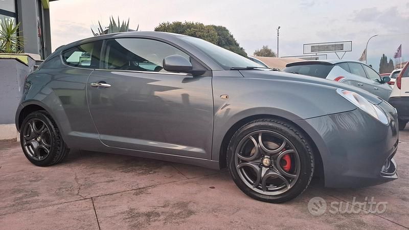 Usata Alfa Romeo MiTo Distinctive 120 CV (88 kW) 2009 Grigio Utilitaria