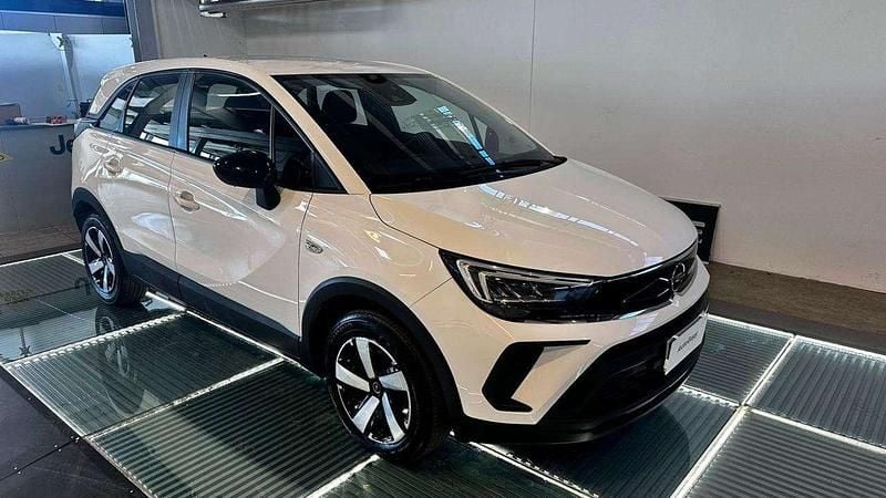 Bianco Usata 2022 Opel Crossland Elegance SUV | 11.900 € (Buon prezzo) - Immagine 1/4