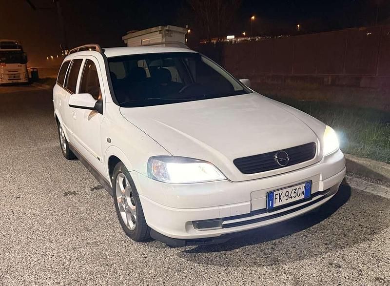 Usata Opel Astra Sport 125 CV (91 kW) 2004 Bianco Station wagon