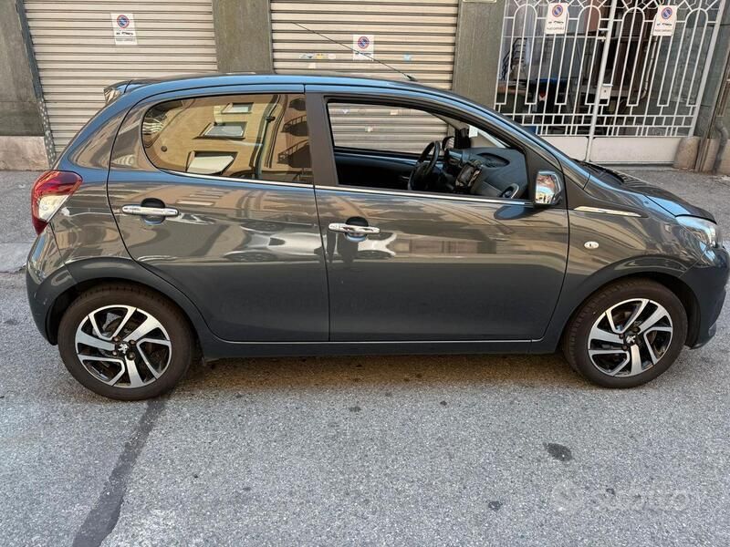 Usata Peugeot 108 Allure 82 CV (60 kW) 2016 Grigio Utilitaria