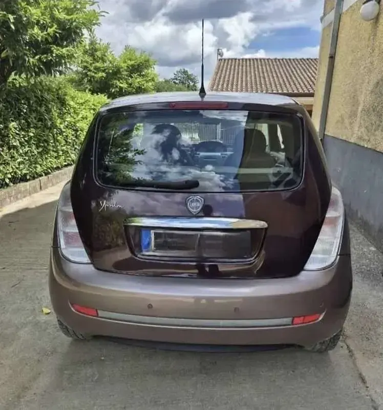 Usata Lancia Ypsilon 60 CV (44 kW) 2010 Utilitaria