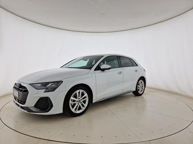 Usata Audi A3 S-Line 150 CV (110 kW) 2025 Bianco ghiaccio metallizzato
