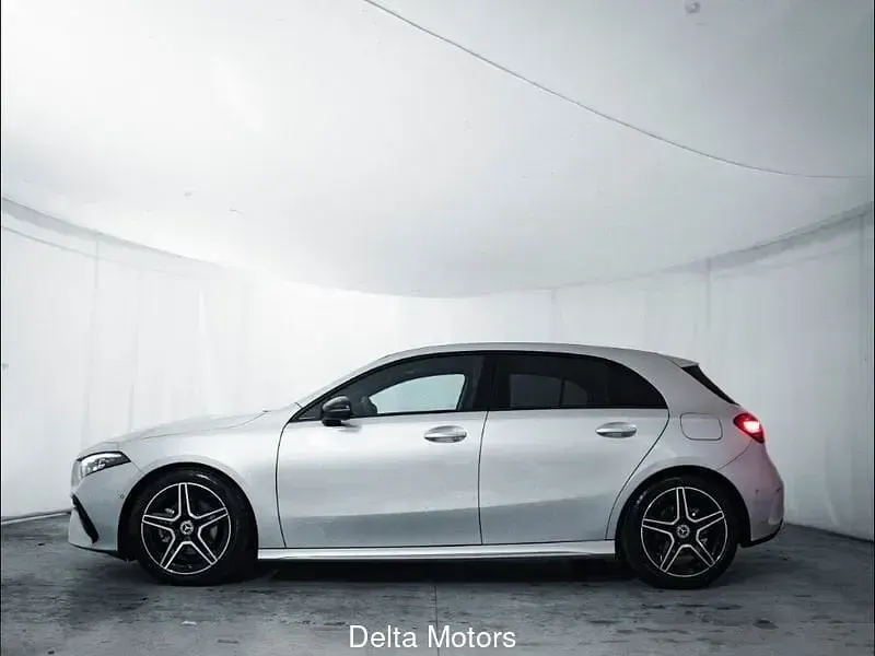 Nuova Mercedes A180 Advanced Plus 116 CV (85 kW) 2025 Nero Berlina