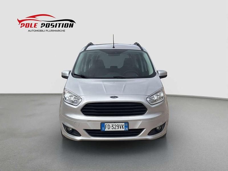 Usata Ford Tourneo Courier Titanium 95 CV (69 kW) 2016 Argento Monovolume