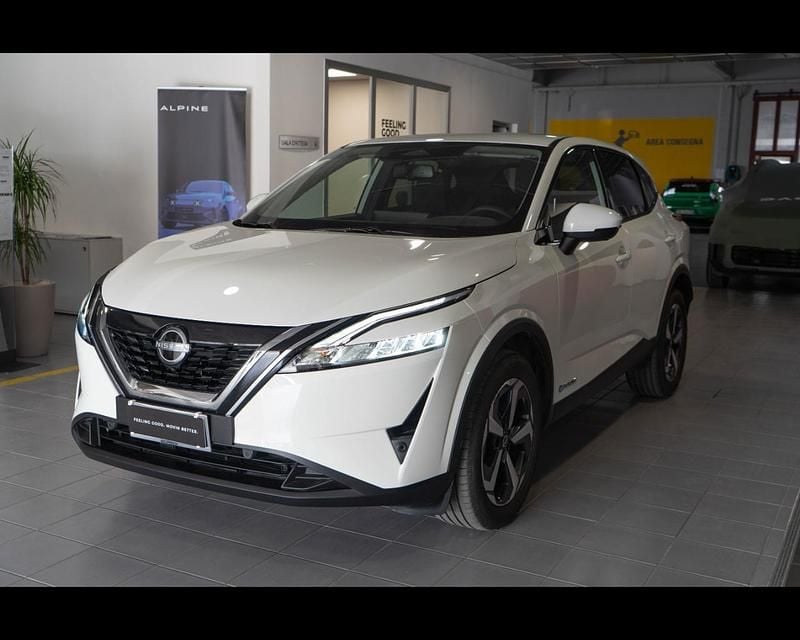 Usata Nissan Qashqai N-Connecta 190 CV (139 kW) 2022 Bianco SUV