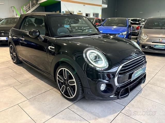 Usata Mini Cooper D Cabriolet 116 CV (85 kW) 2018 Nero Cabrio