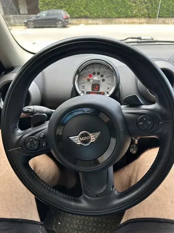 Usata Mini Countryman 143 CV (105 kW) 2012 Argento SUV