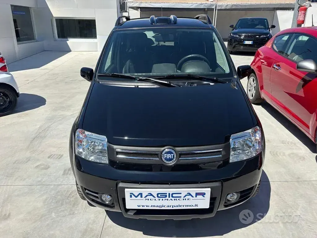 Usata Fiat Panda 4x4 69 CV (50 kW) 2006 Nero Utilitaria