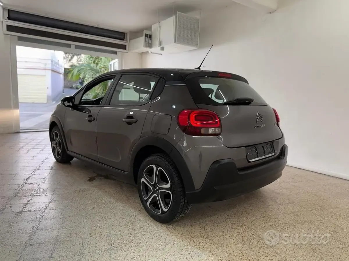 Usata Citroën C3 Shine 83 CV (61 kW) 2020 Grigio Utilitaria