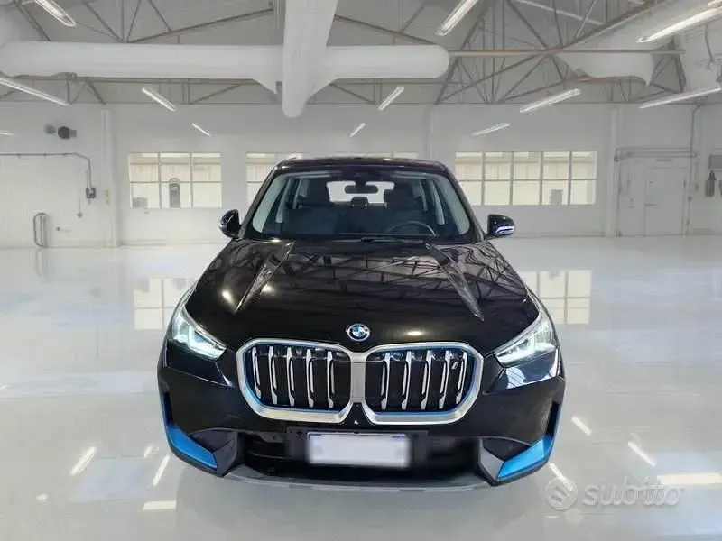 Usata BMW iX1 103 kW (141 CV) 2023 Nero SUV