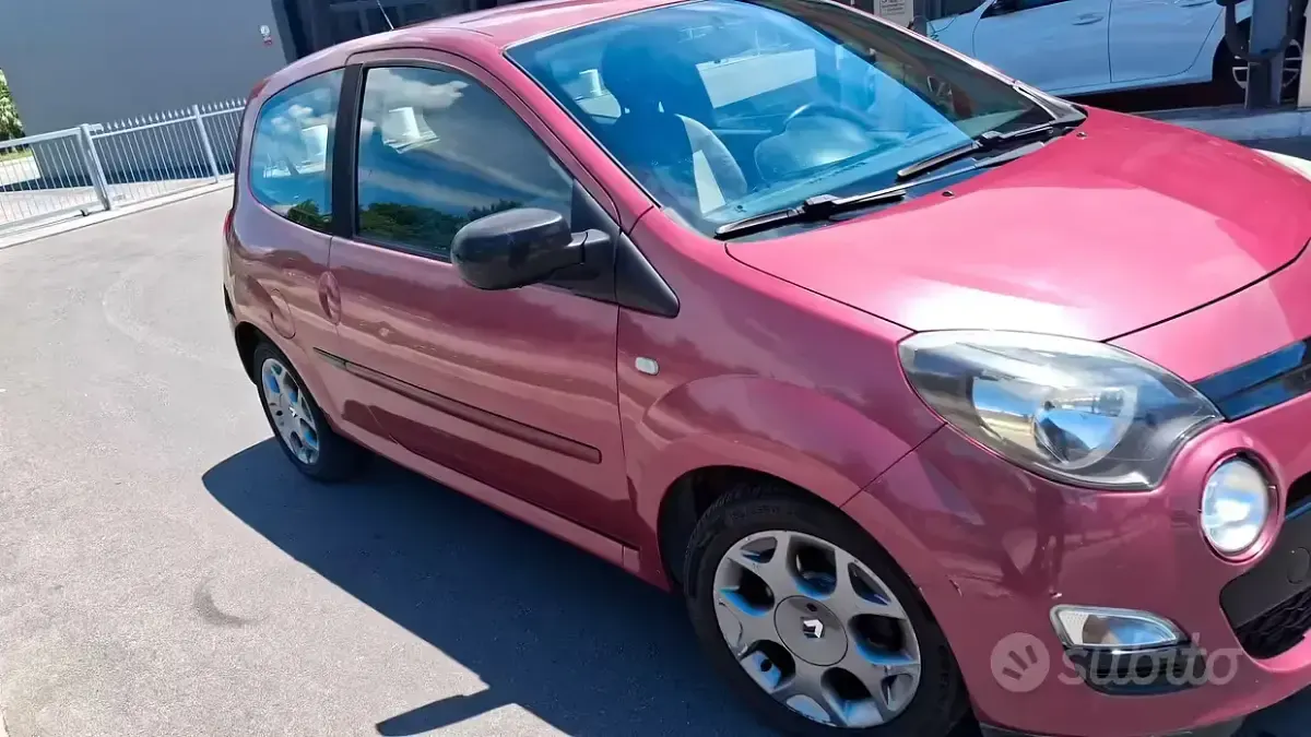 Usata Renault Twingo 76 CV (55 kW) 2012 Lilla Utilitaria