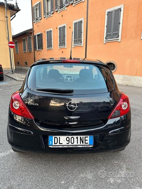 Usata Opel Corsa 2008 Nero Coupé
