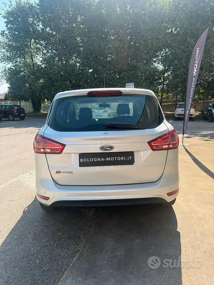 Usata Ford B-MAX 90 CV (66 kW) 2014 Grigio Monovolume
