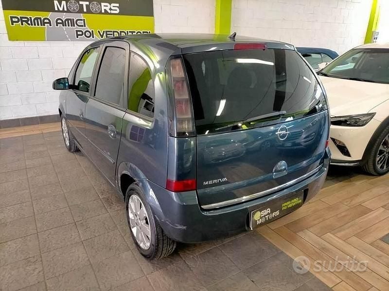 Usata Opel Meriva Cosmo 89 CV (65 kW) 2007 Blu Monovolume