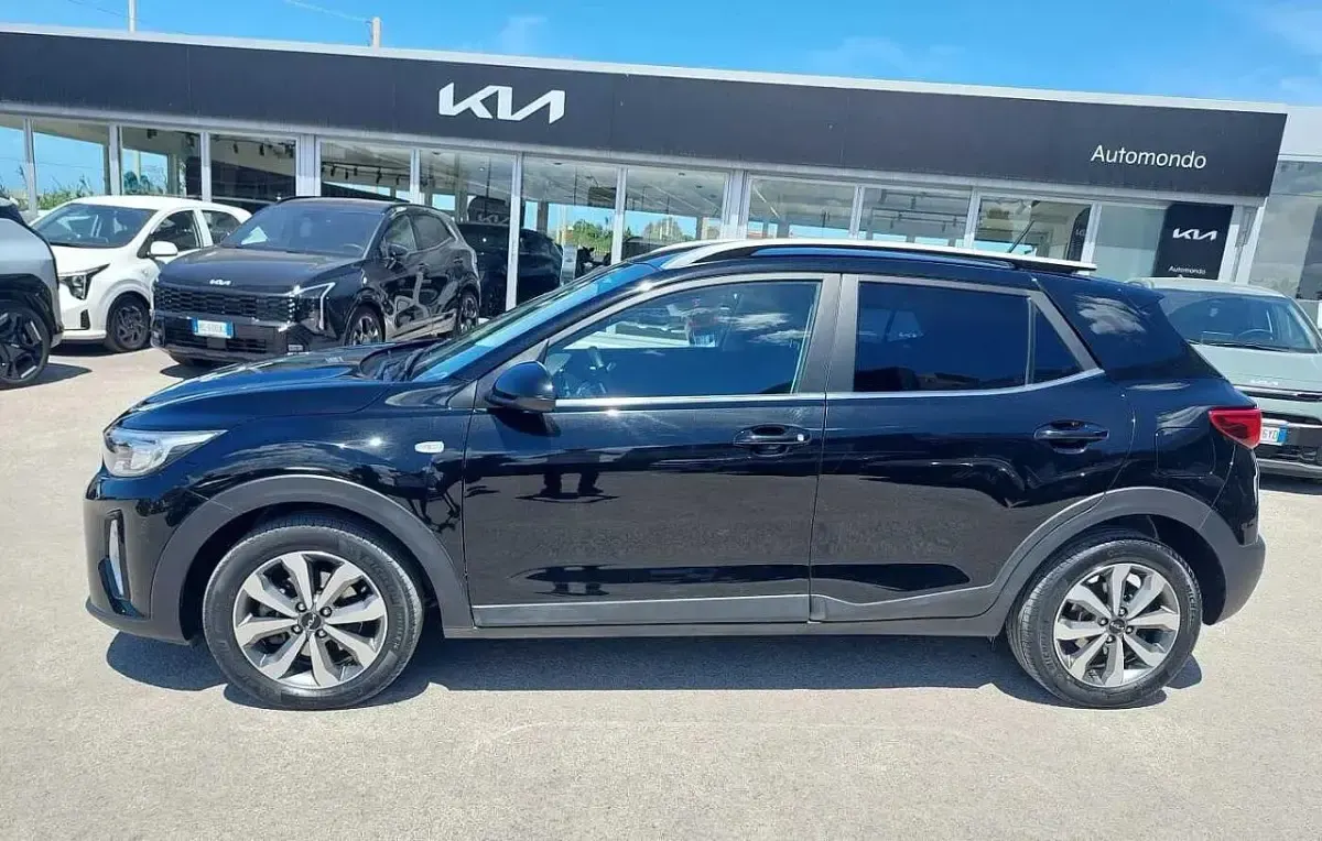 Usata Kia Stonic Style 100 CV (73 kW) 2022 Nero SUV