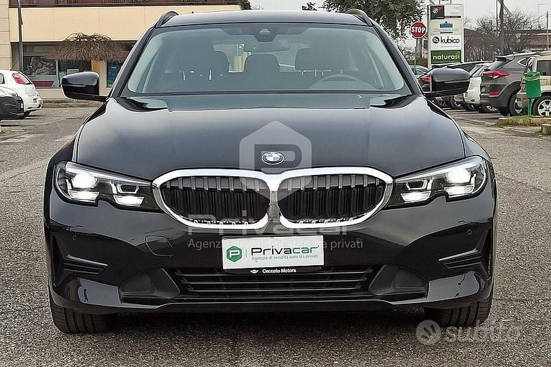 Usata BMW 320e Advantage 190 CV (139 kW) 2020 Nero Station wagon