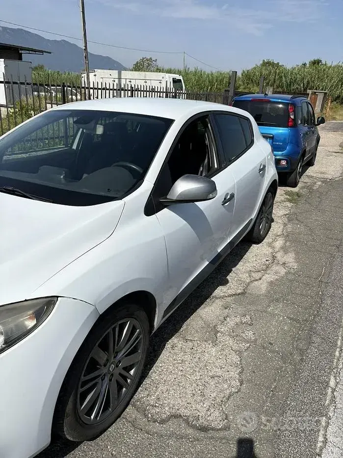 Usata Renault Mégane GT Line GT-Line 110 CV (80 kW) 2011 Bianco Berlina