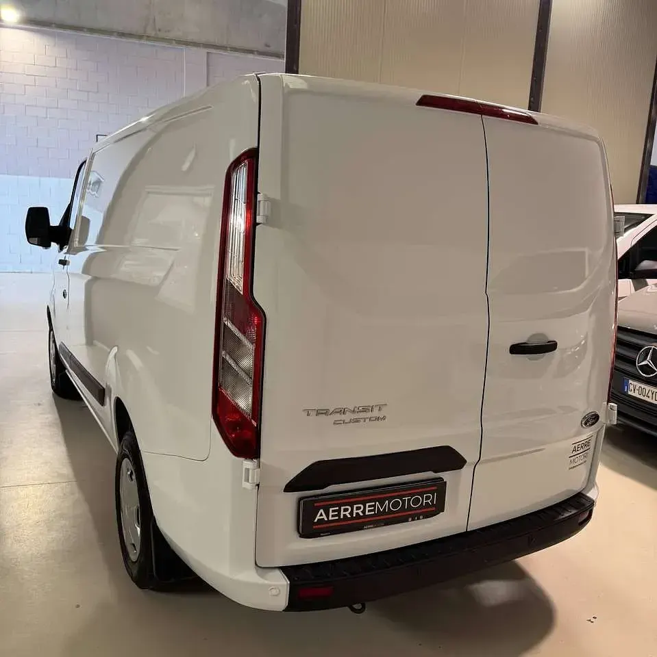 Usata Ford Transit Custom Trend 131 CV (96 kW) 2022 Bianco Furgone
