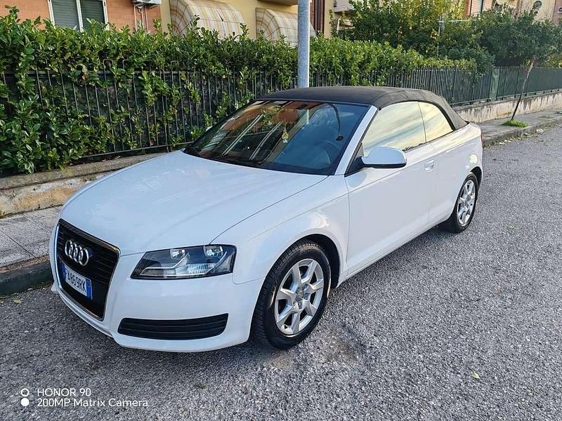 Usata Audi A3 Cabriolet Ambition 105 CV (77 kW) 2013 Bianco Cabrio