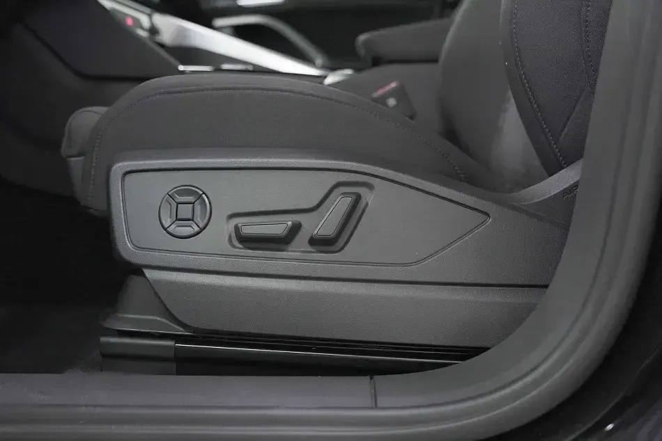 Usata Audi Q5 Advanced 204 CV (150 kW) 2025 Nero SUV