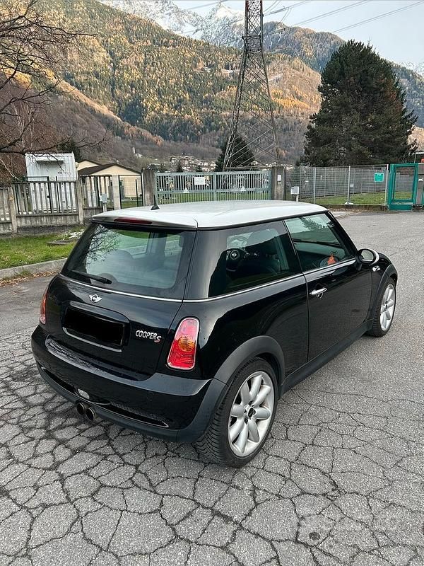 Usata Mini Cooper S 163 CV (119 kW) 2003 Nero Utilitaria