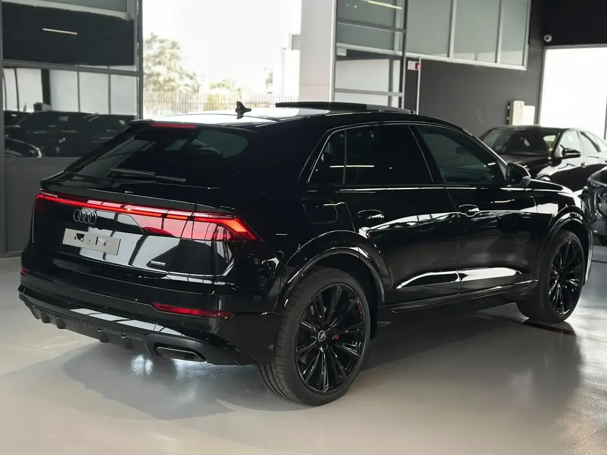 Nuova Audi Q8 S-Line 285 CV (209 kW) 2026 Nero SUV