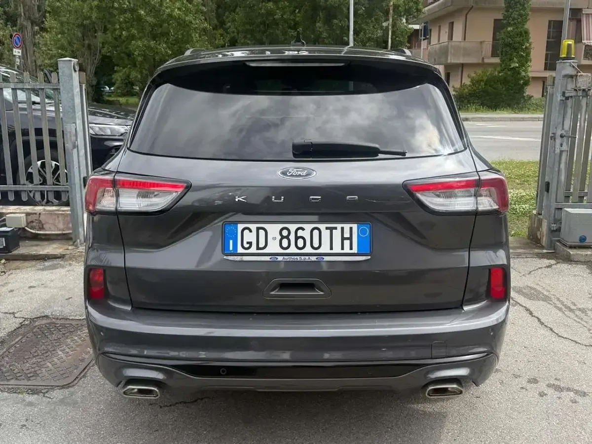 Usata Ford Kuga ST-Line X 150 CV (110 kW) 2020 Grigio SUV
